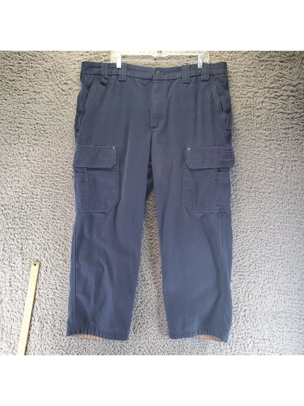 Duluth Trading Pants Mens 42X30 Navy Blue Relaxed Fit Cargo Style 100% Cotton